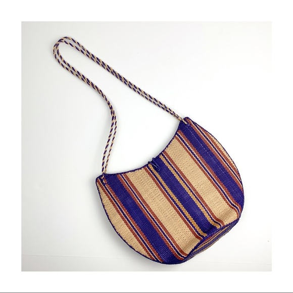 Vintage Striped Wicker Bag - Picture 4 of 5